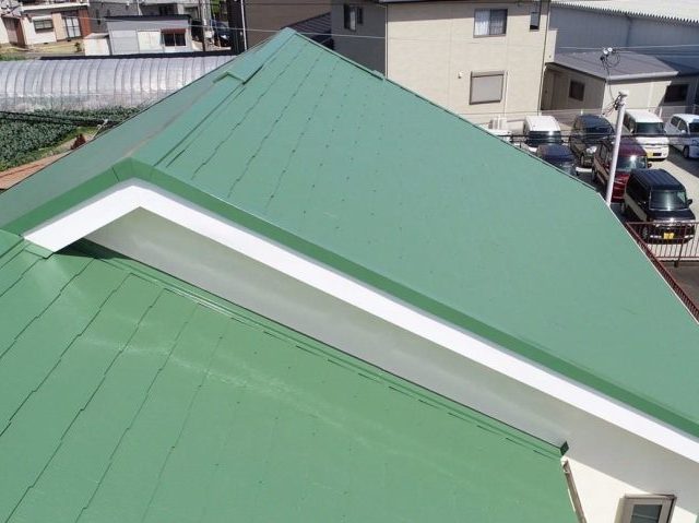 小野市の破風板修繕と塗装が完了